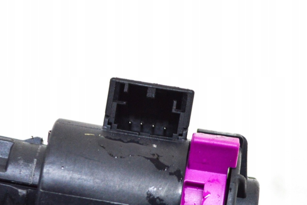 фото №5, Audi a5 8t3 2.0 tdi датчик педали тормоза 4f0945459b 2.00 дизель 130kw 201