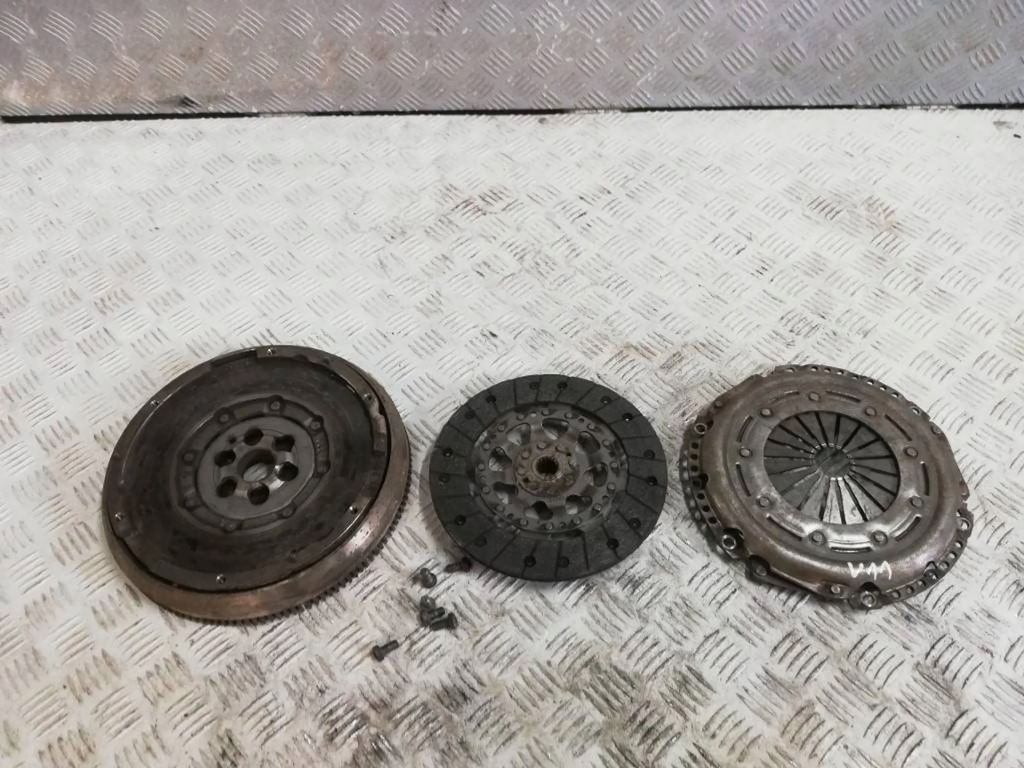 фото №1, Citroen c4 cactus 1.2 thp колесо двомасовий