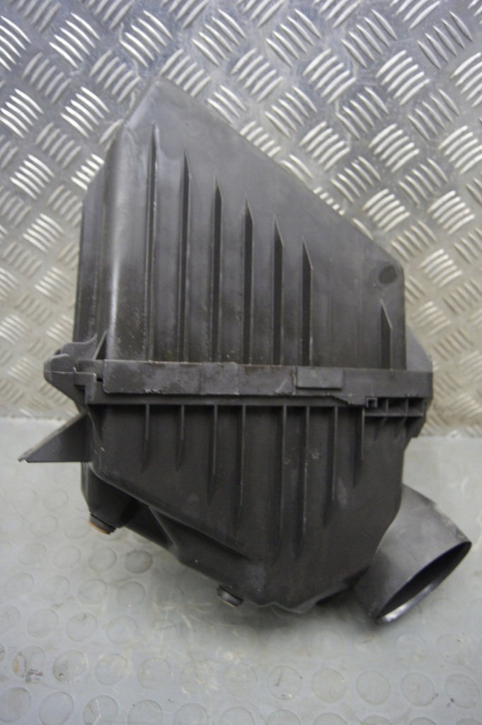 фото №8, Avensis verso 2.0 b корпус фильтра воздуха