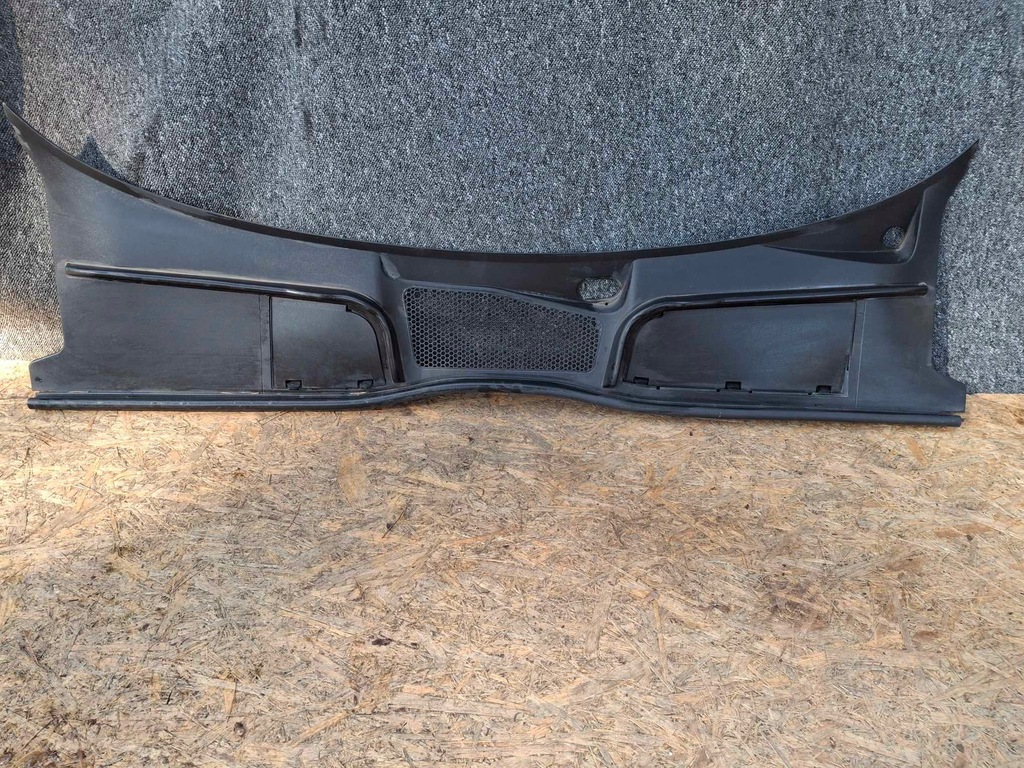 фото №1, Audi a4 b9 жабо 8w1819403