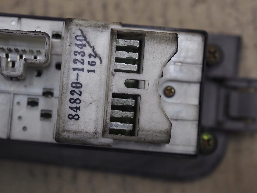 фото №9, Переключатель окон toyota corolla e11 europa