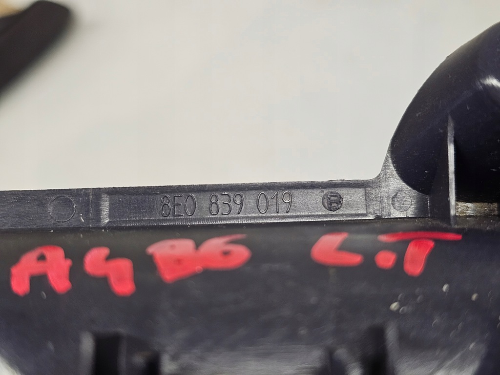 фото №10, Audi a4 b6 ручка внутренняя левая задняя задняя 8e0839019b