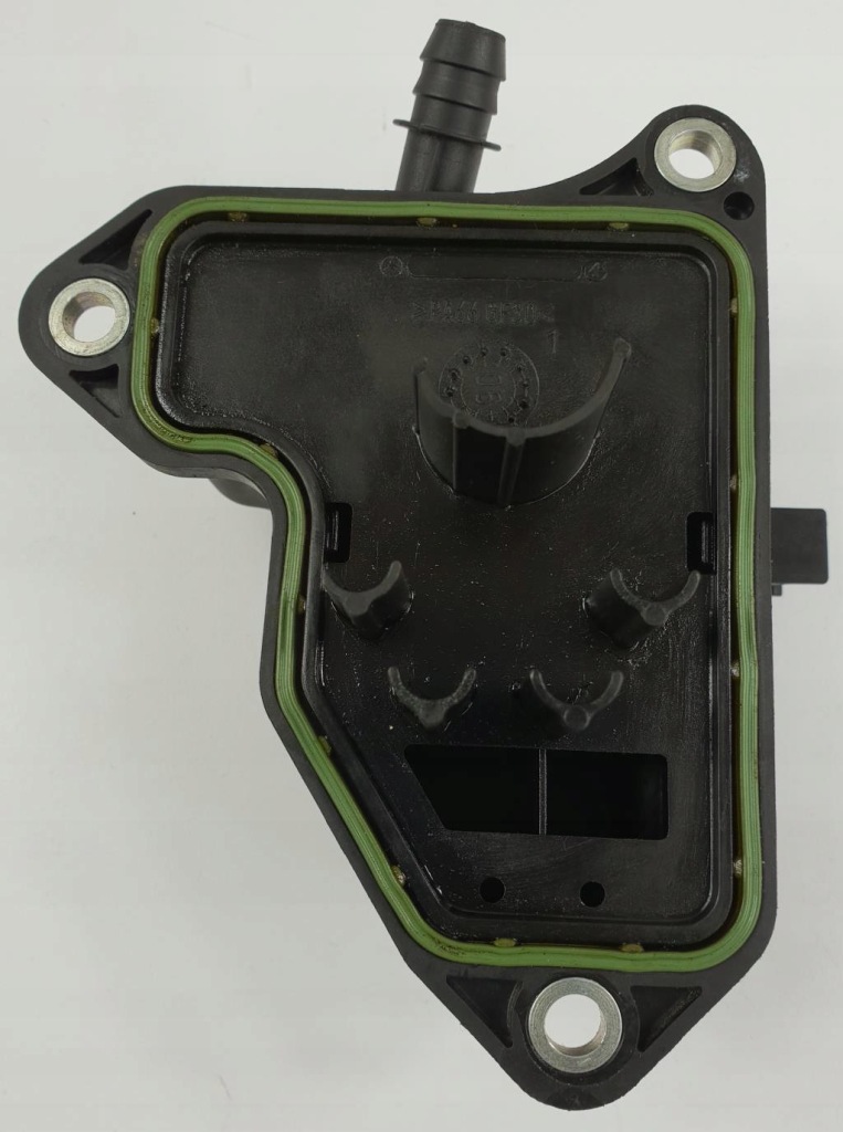 фото №1, Сепаратор оливи mercedes w204 3.0 v6 a2720160134