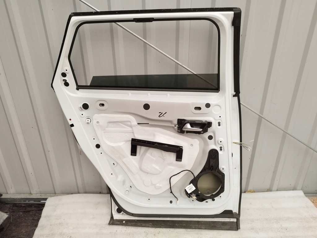 фото №8, Peugeot 5008 ii дверь левая задняя ewp