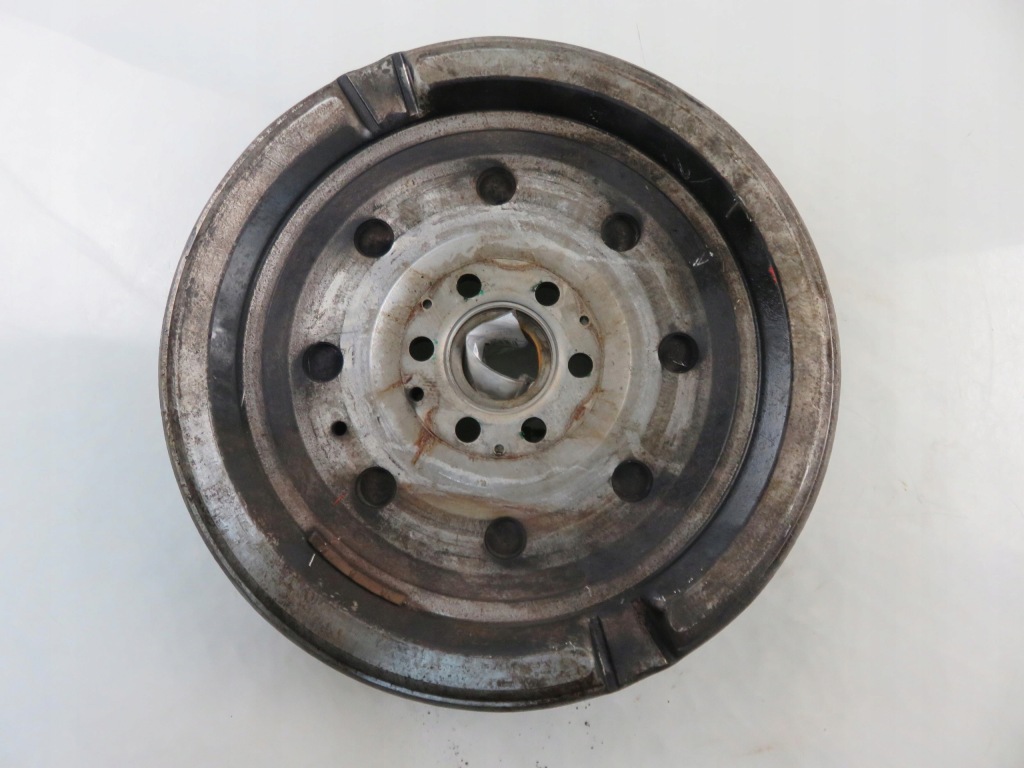 фото №5, Колесо двухмассовый audi a3 8p 2.0 fsi