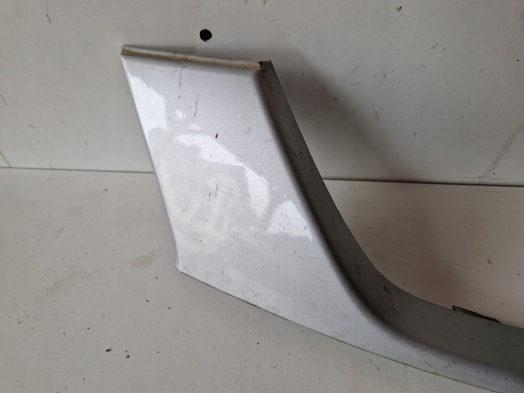 фото №6, Молдинг решётка радиатора бампера перед mazda tribute i 01r 26a