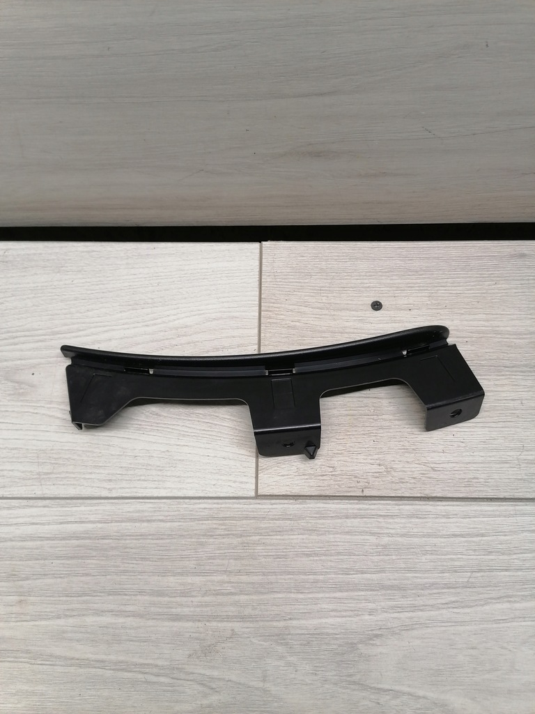 фото №1, Macan направляющая бампер правый задняя 95b853828a