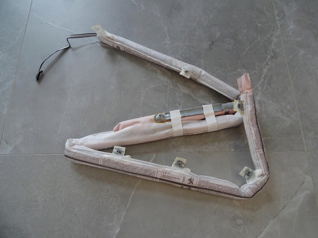 фото №1, Citroen c5 aircross шторка безопасности правая