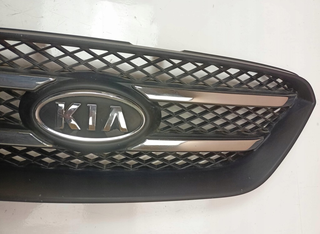 фото №3, Решётка радиатора kia carens 2,0 crdi