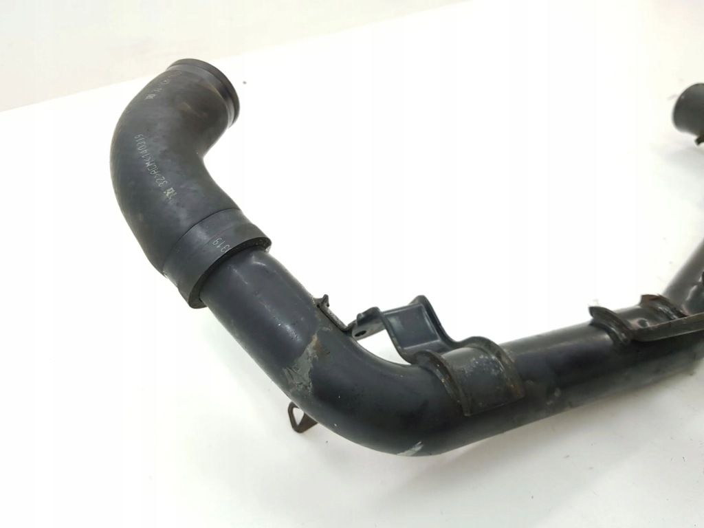 Toyota auris e180 шланг водяной турбонагнетателя 2014 Недорого