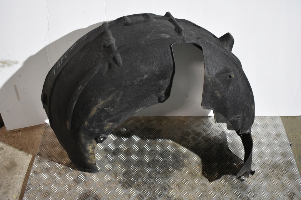 фото №1, Idealne подкрылок задние правое porsche taycan 1