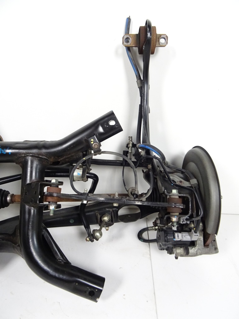 фото №11, Outlander iii 4x4 балка підвіска задня диференціал