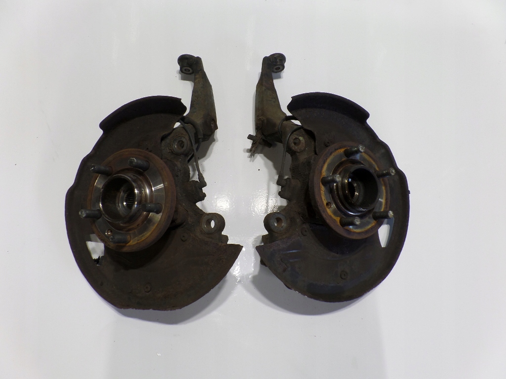 фото №1, Land rover discovery iii ступиця поворотний кулак передня