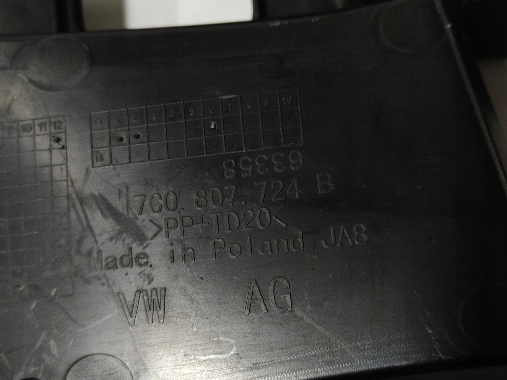 фото №7, Vw crafter ii правый направляющая бампер перед 7c0807724b