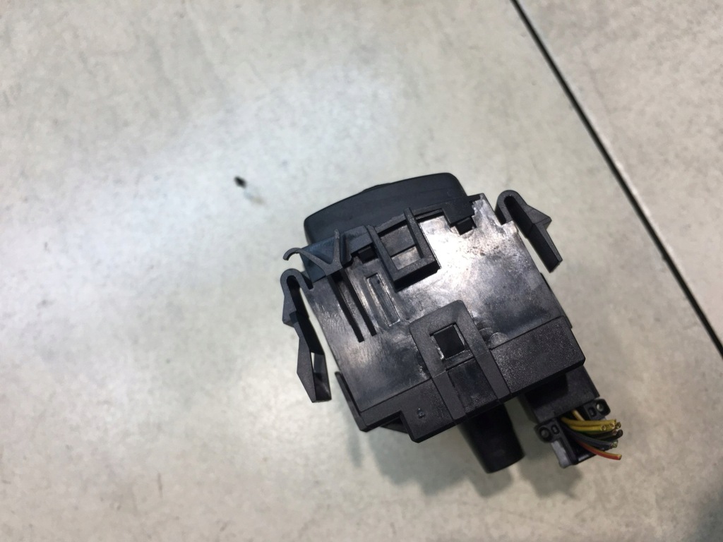 фото №6, Выключатель света bmw 1 e87 118 d 6932794