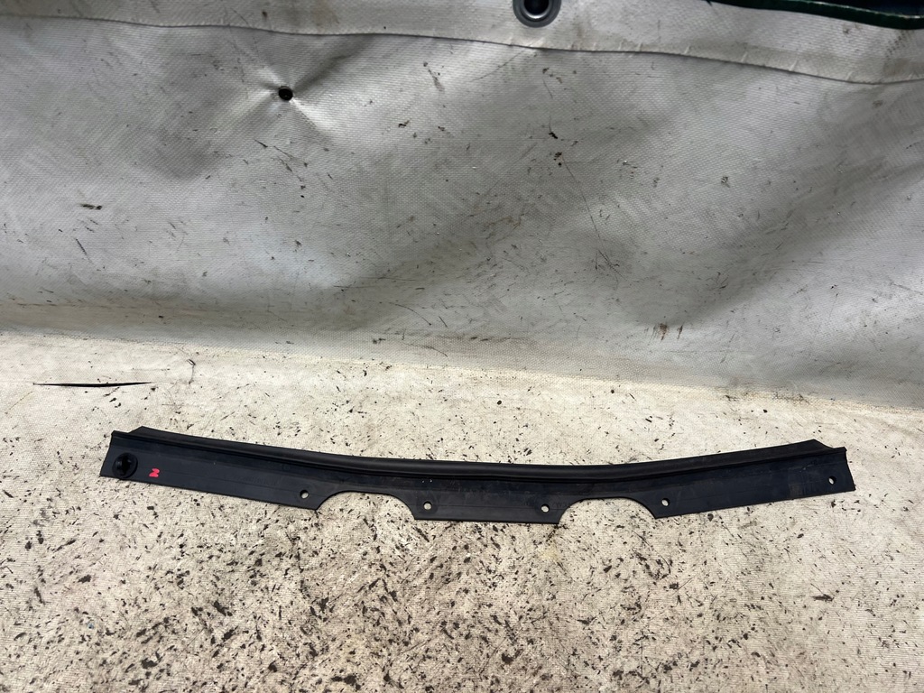 фото №1, Mazda cx5 ii 17- прокладка бампера кришки задня