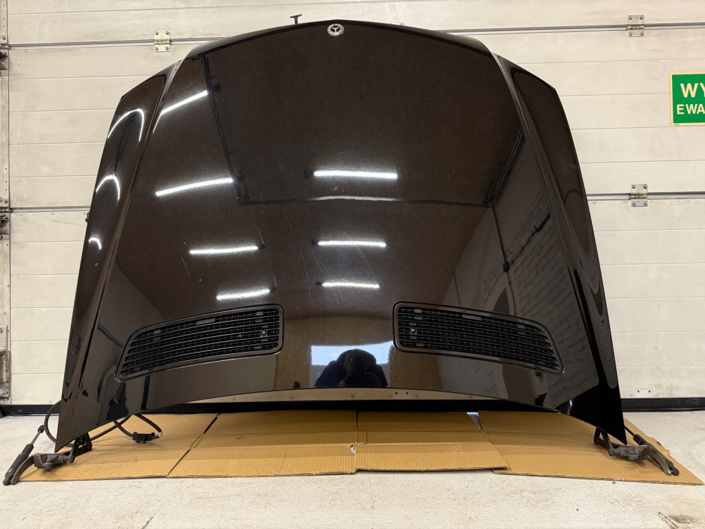 Капот крышка двигателя комплектная 197 mercedes s-klasa w221 рестайлинг в Украине