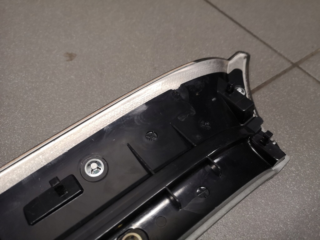 фото №10, Молдинг dekor обшивка правый перед a8 d3 4e0867410p