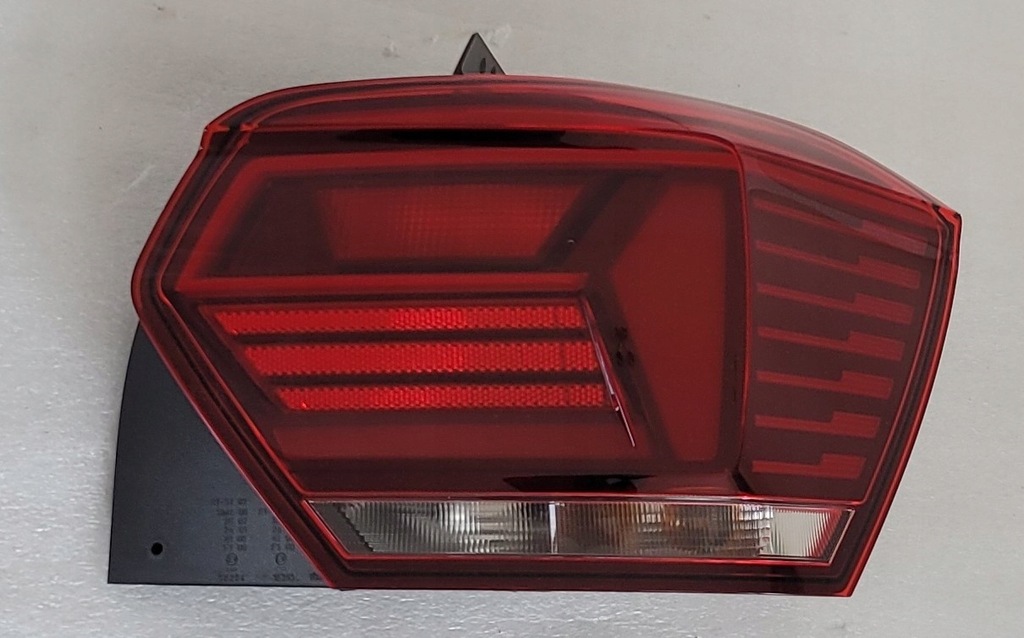 фото №1, Лампа правая задняя led vw polo vi 2g0 2017-