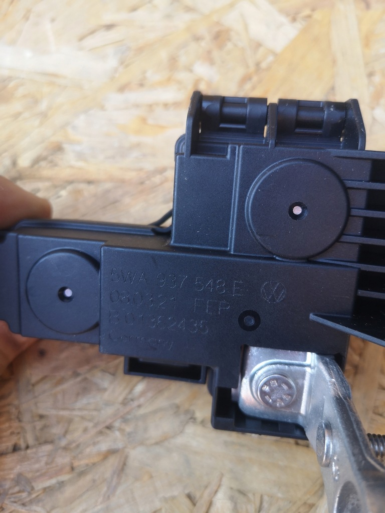 фото №6, Audi q3 83a клемма минусовая