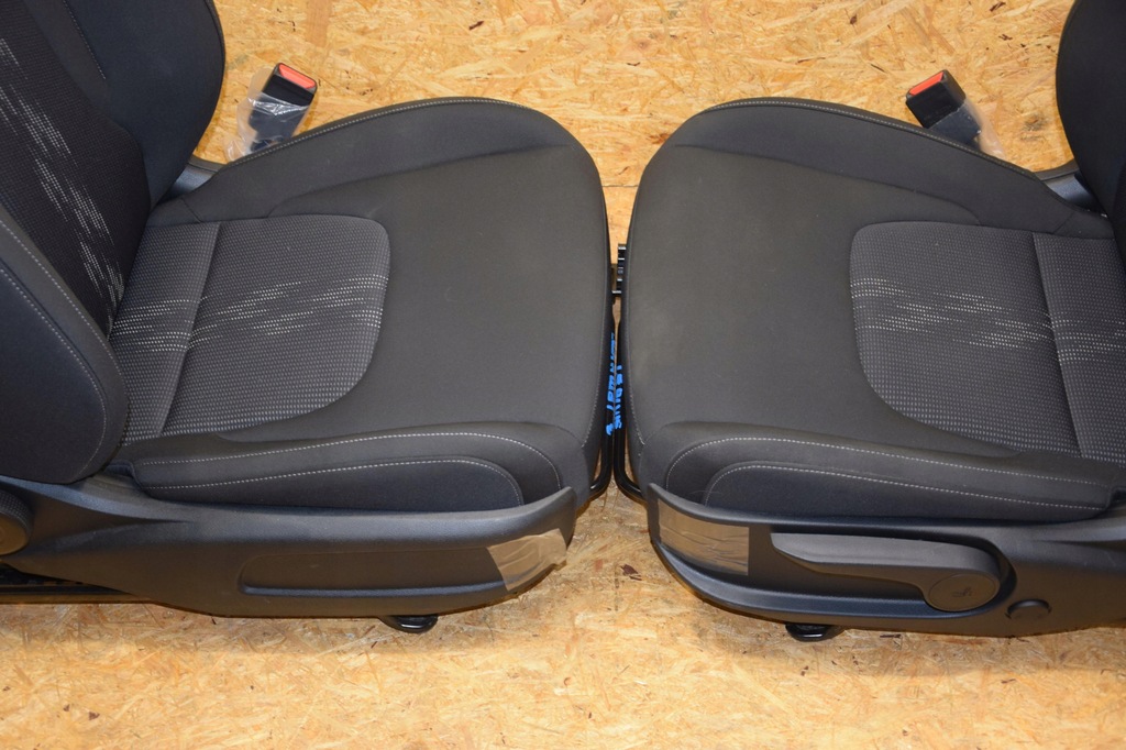 фото №9, Сиденье сиденья с usb заднее сиденье салон обивка sportage v nowe 23r 0km 21-