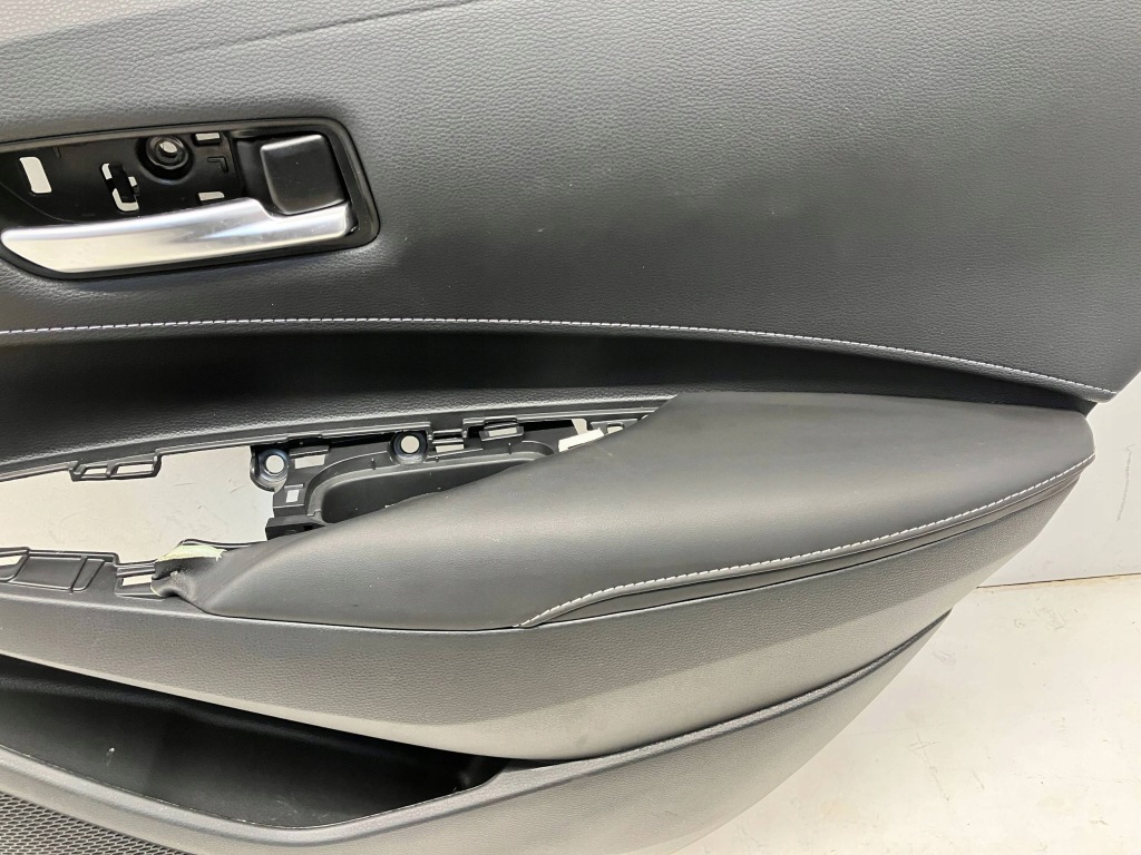 фото №5, Corolla e21 kombi обшивка обивка дверь задних правый задняя кожа led