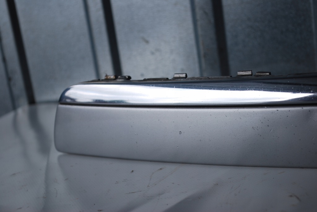 фото №8, Молдинг бампера левый перед a8 d3 ly7w 4e0807223ab