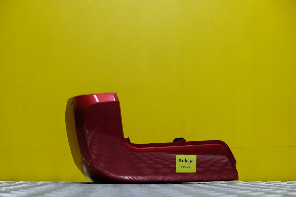 фото №1, Toyota tacoma 2016- молдинг бампер задняя левая usa