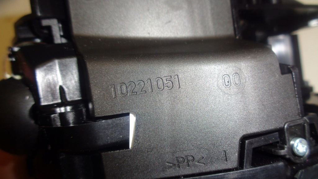 фото №9, Перемикачі maserati ghibli 10037231 10221051