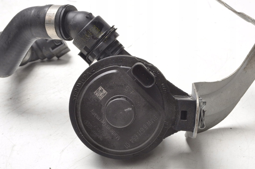 фото №5, Bmw 2 f22 f87 3.0 насос wody 8671654