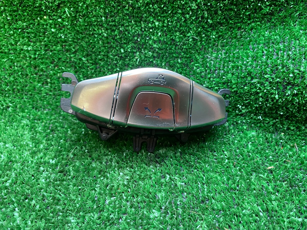 фото №1, 2058203602 mercedes w205 переключатель