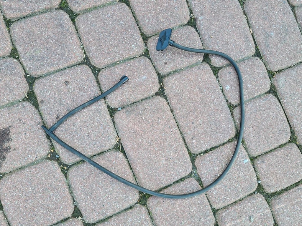 фото №1, Насадка омывателя капот opel insignia b