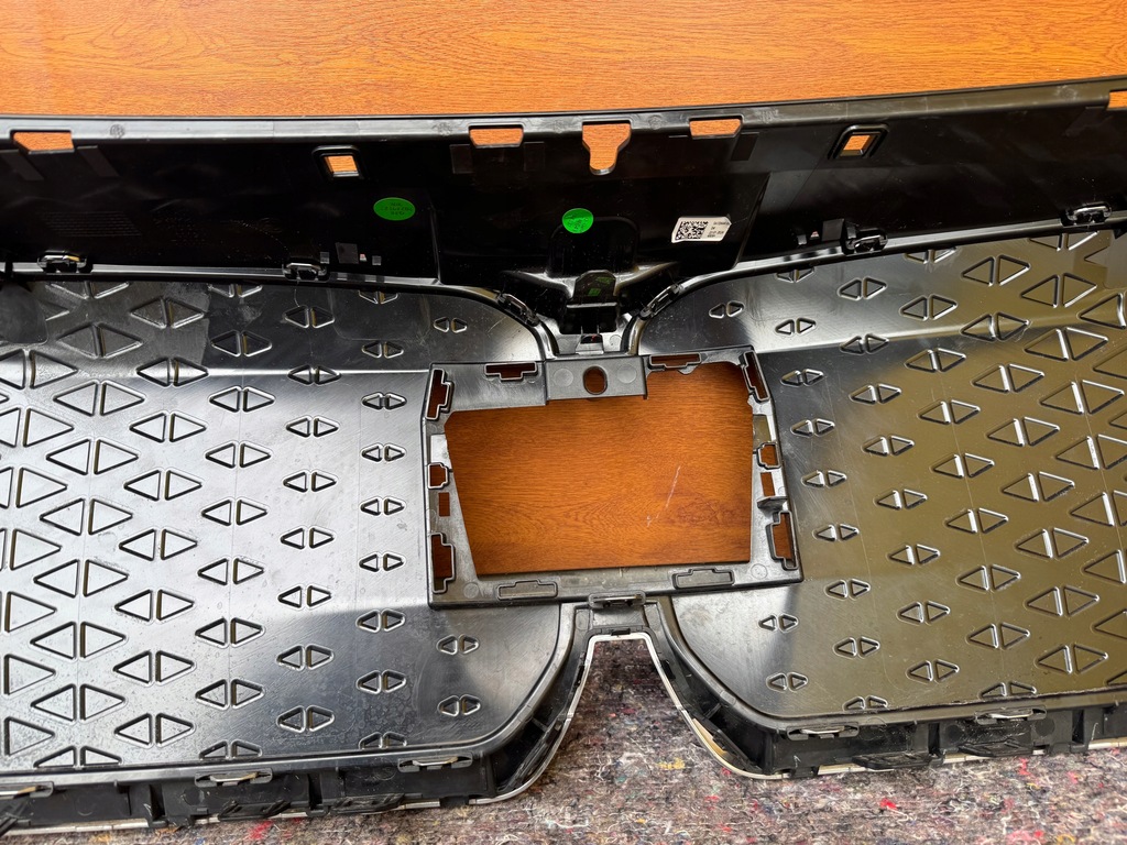 фото №11, Bmw x1 ix1 u11 решётка радиатора решётка радиатора бампера передний перед 5a7d664