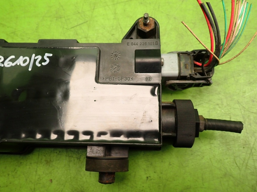 фото №10, Тормоз ручной электрический renault laguna iii 08r 360105917r