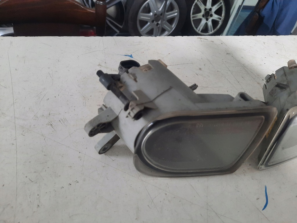 фото №7, Протитуманна фара volvo v50 лівий правий