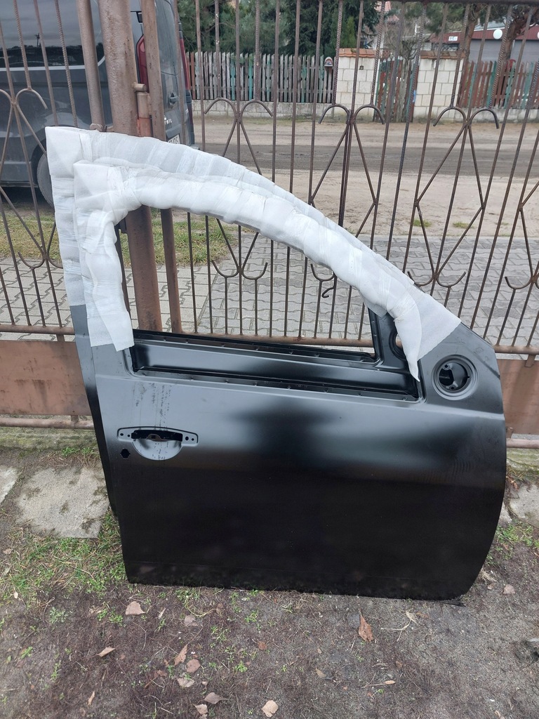 фото №1, Dacia duster i дверь правое передние 10-17