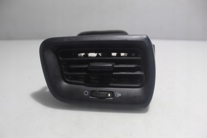 фото №1, Решётка обдув правая kia rio iv