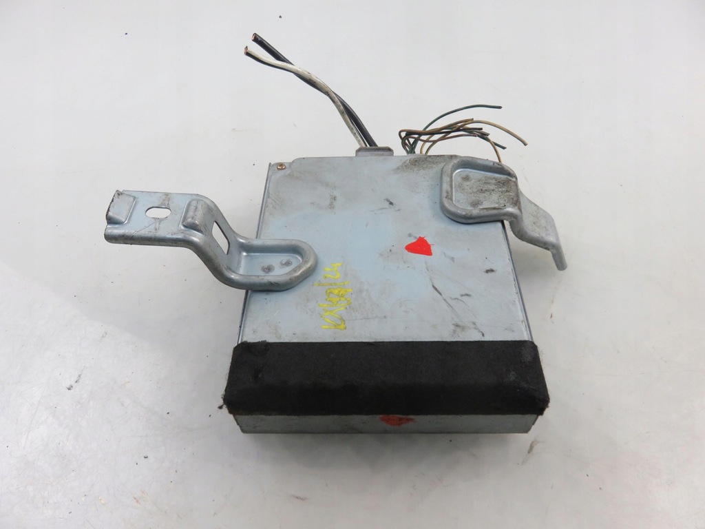 фото №8, Блок управления усилителя toyota yaris i p1 896500d011 1129000340