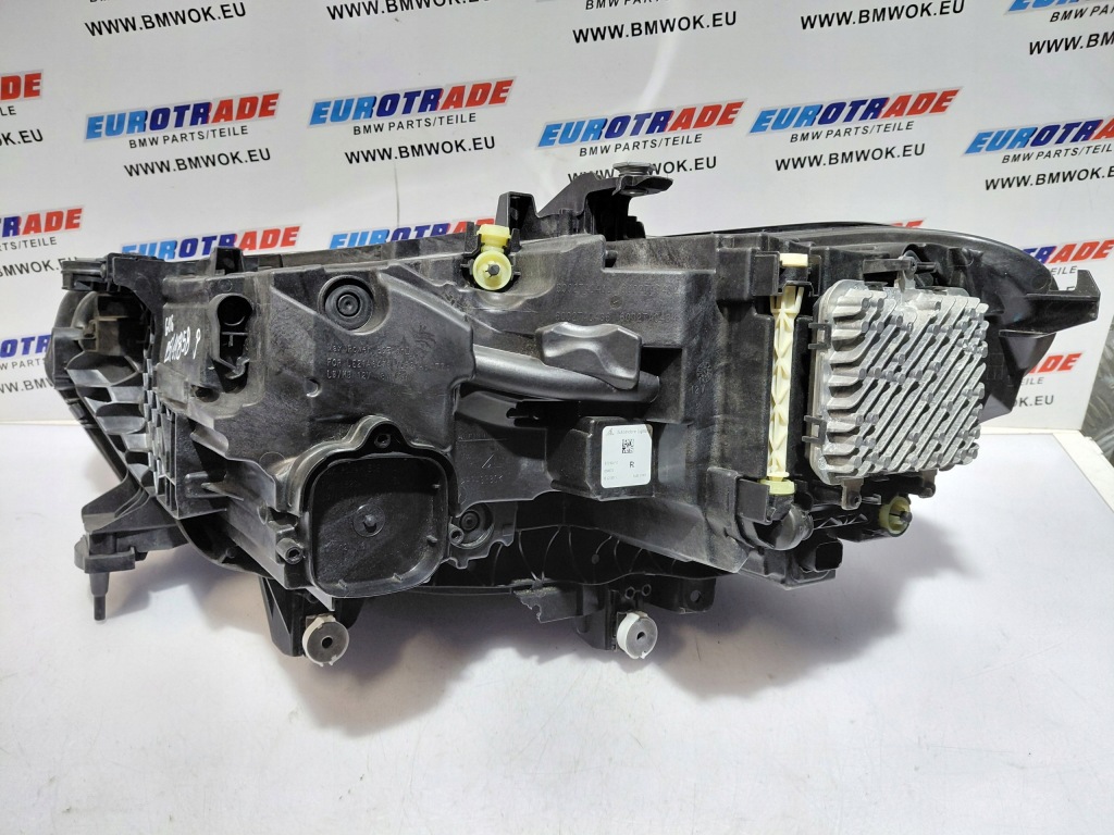 Купить Bmw g05 lci g06 lci рестайлинг  лампа перед правая led адаптивный 5a8e116 5a783f4