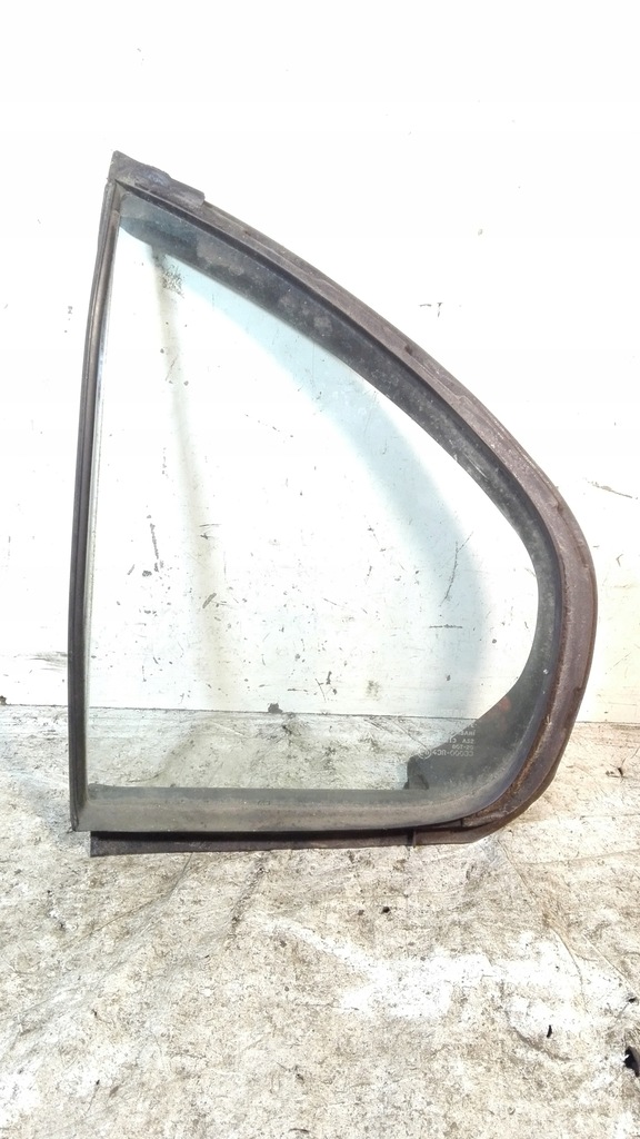 фото №1, Стекло дверь задняя левая nissan maxima a32 sedan