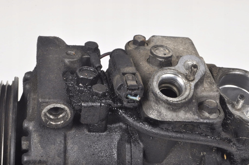 фото №6, Mercedes w203 2.7 cdi компрессор кондиционера