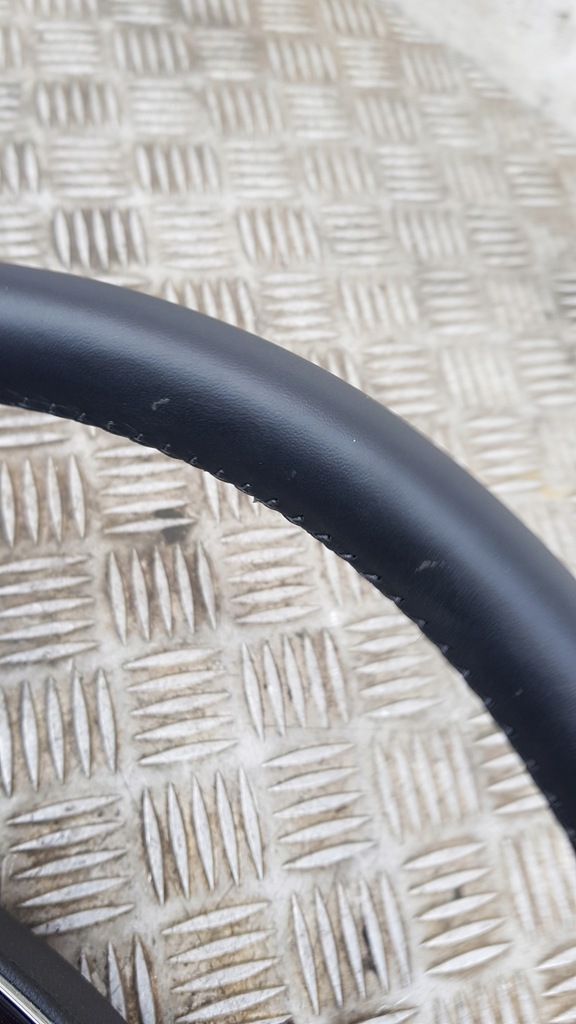 фото №11, Skoda octavia iv повітропровід шкіряний панель multi bardzo ładna