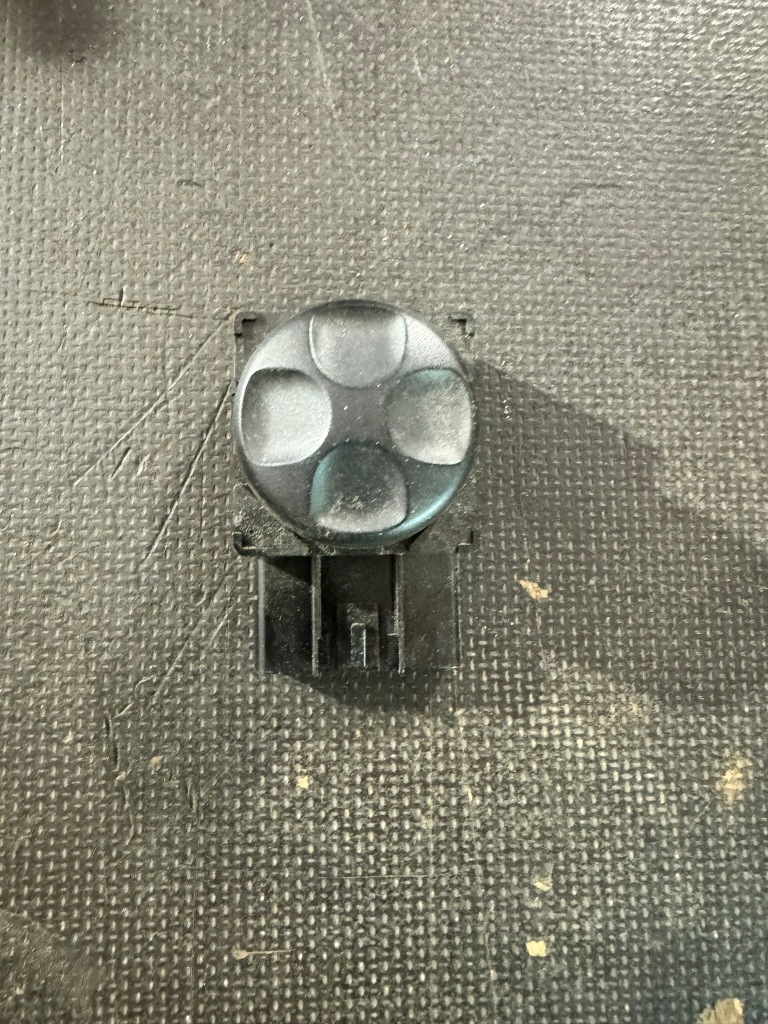 фото №1, Jeep grand cherokee wk2 ii переключатель сиденье правый перед