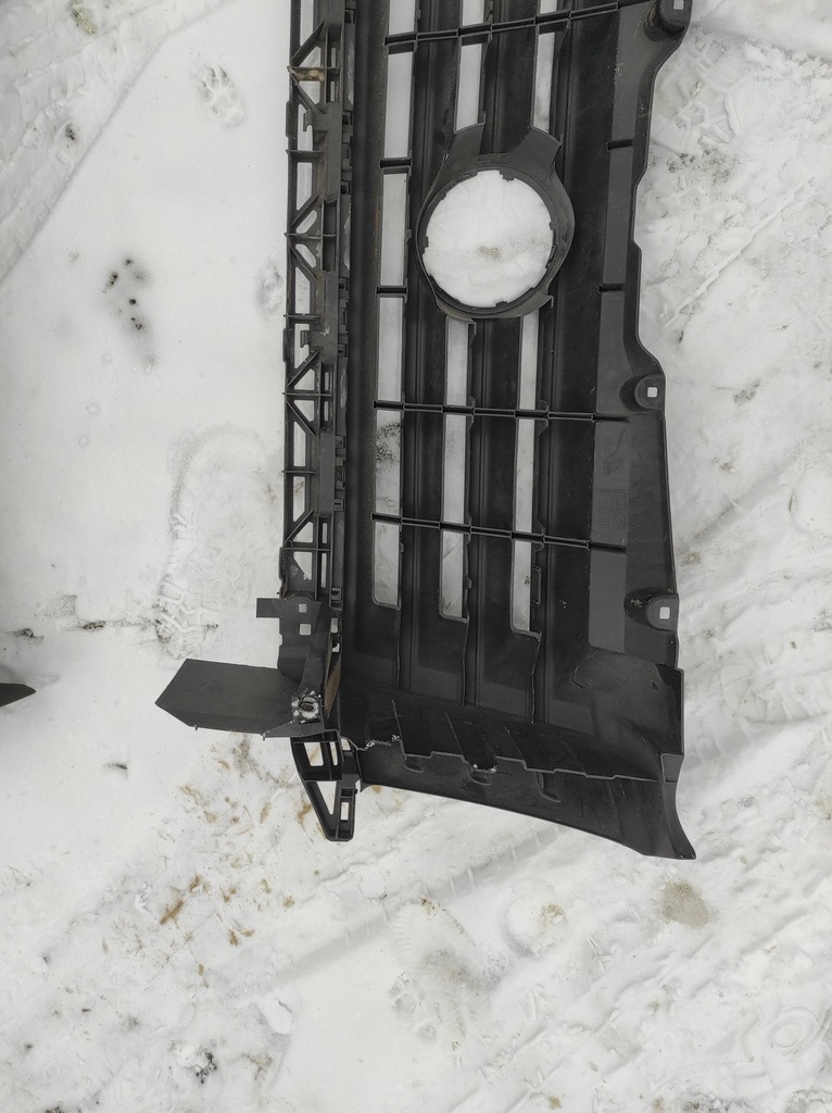 фото №6, Решётка радиатора решётка радиатора vw crafter 2e0 lift 2e0853653e cena za штука