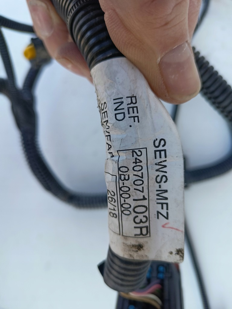 фото №6, Renault captur i lift электропроводка бампера перед 4 pdc