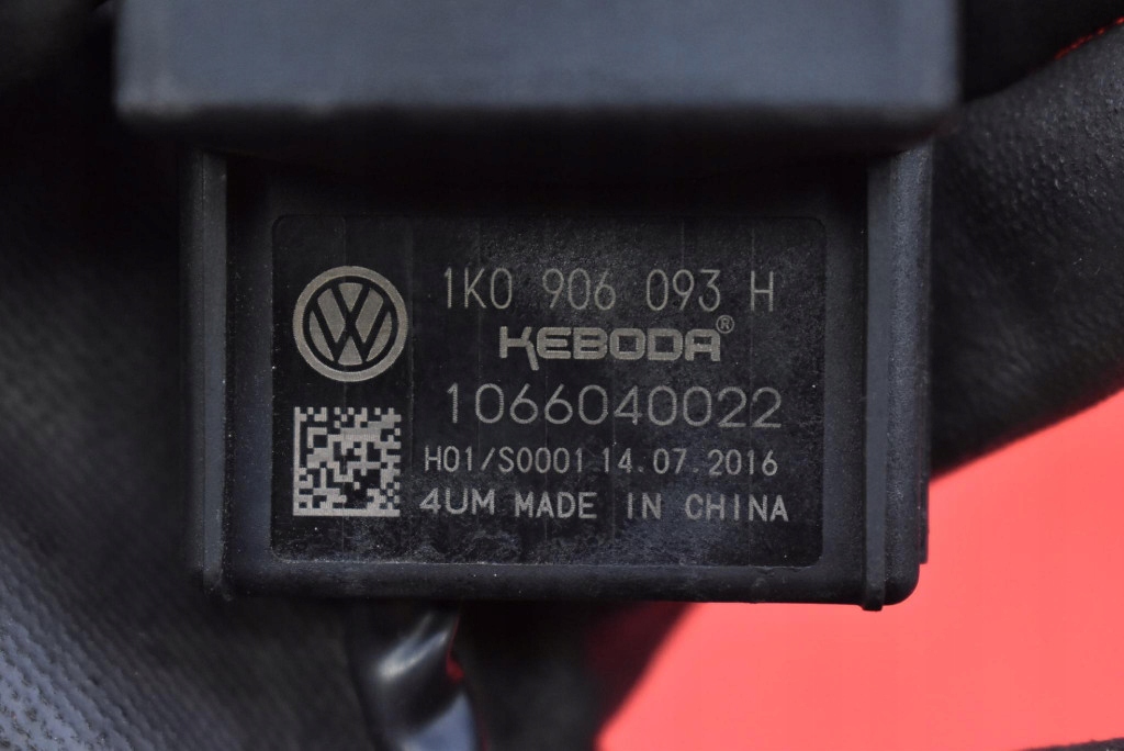 фото №6, Блок керування реле насоса пального 1k0906093h skoda fabia iii 1.2 tsi 110 km