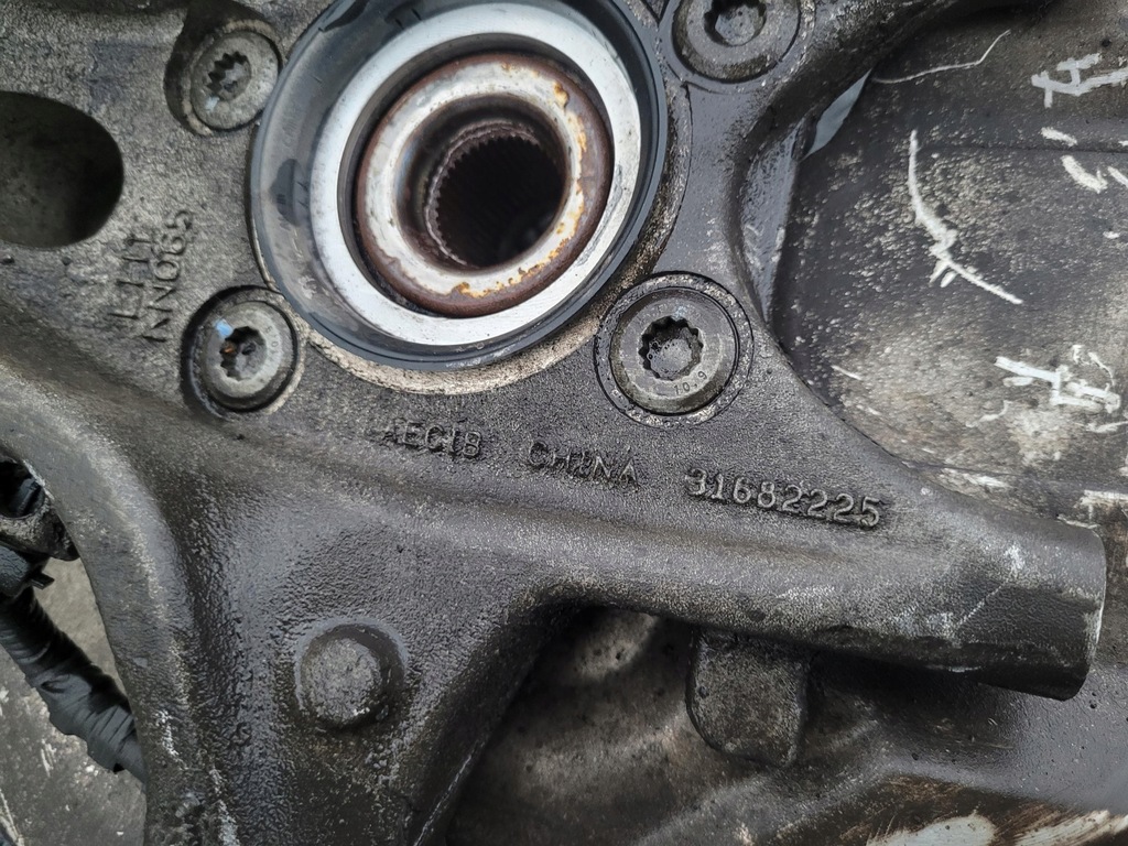 фото №5, Поворотний кулак перед передня права 31682226 volvo s90 ii v90 2.0d