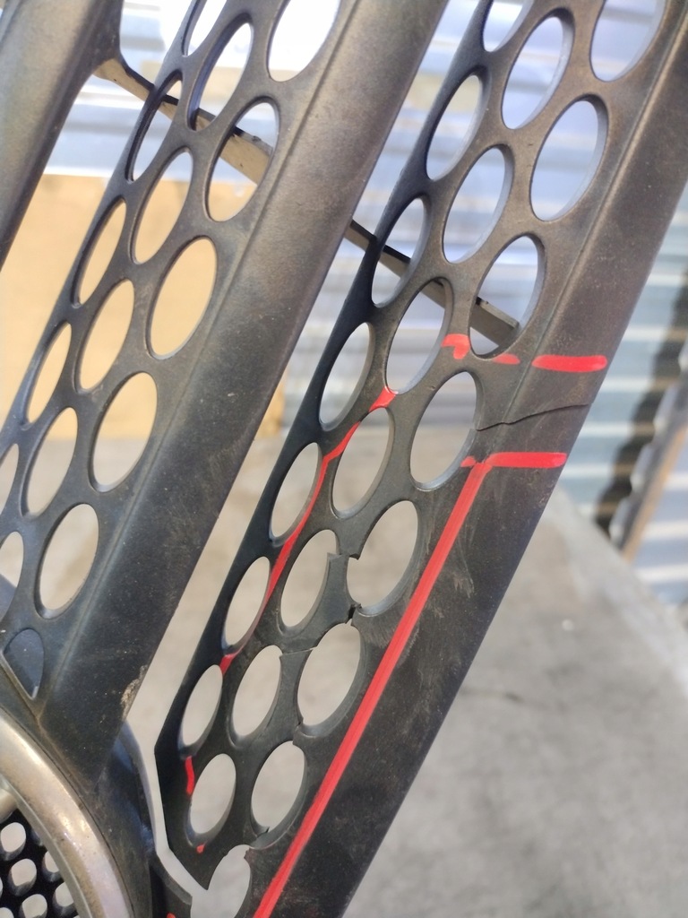 фото №6, Решётка радиатора решётка радиатора a6398800185 mercedes viano w639