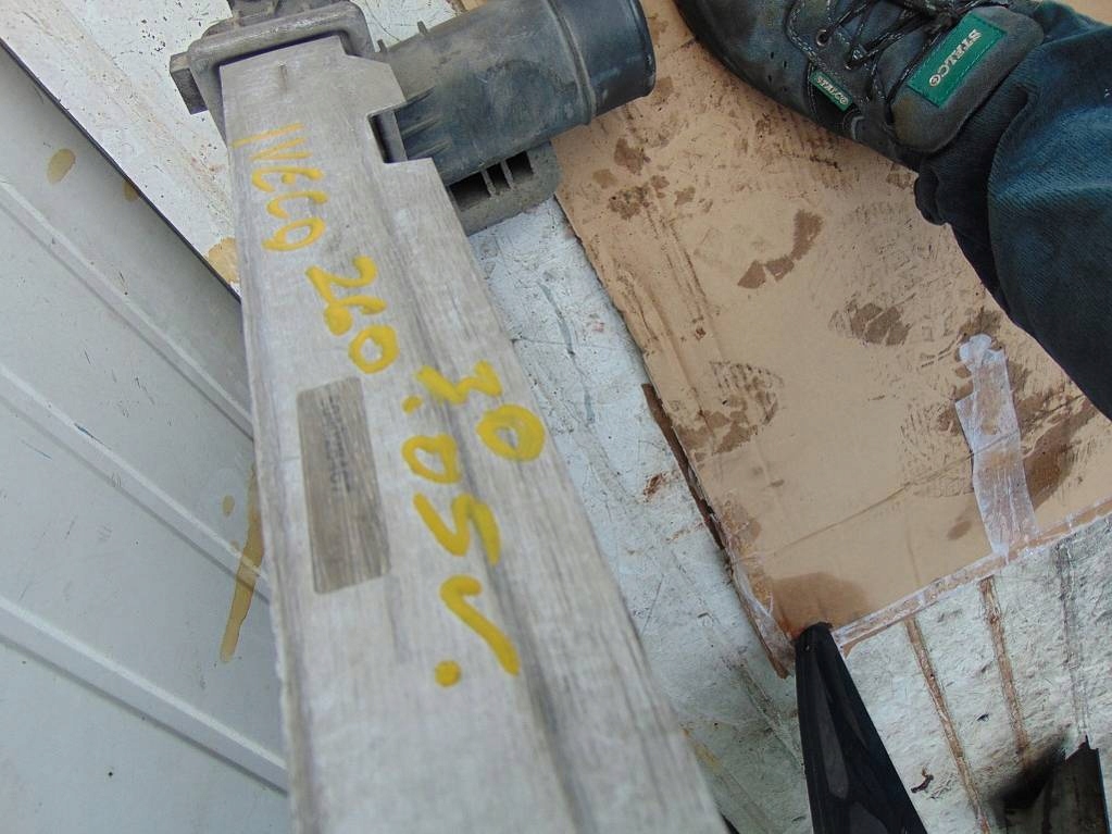 Iveco magirus 260-30 2005r інтеркулер радіатор Зі Шроту