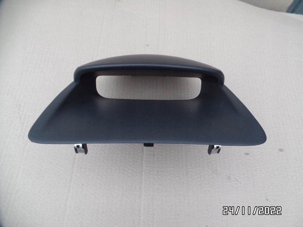 фото №1, Renault clio iii корпус wyświeltacza 8200407759